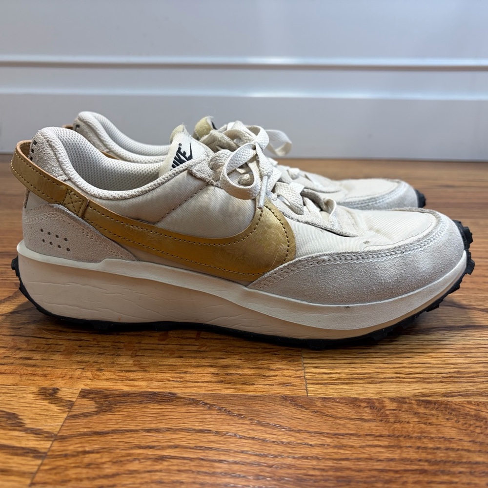 Nike Waffle Debut Running Shoe - Off-White & Gold - Picture 2 of 11